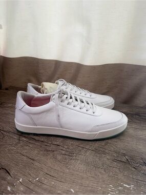Novella white tennis shoes size 10